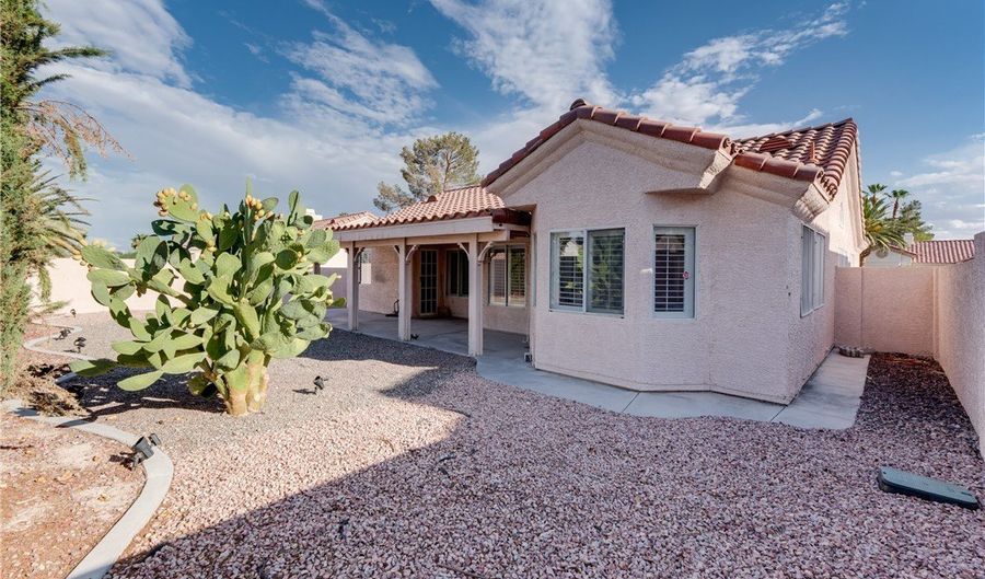 5812 Ventana Dr, Las Vegas, NV 89130 - 3 Beds, 2 Bath