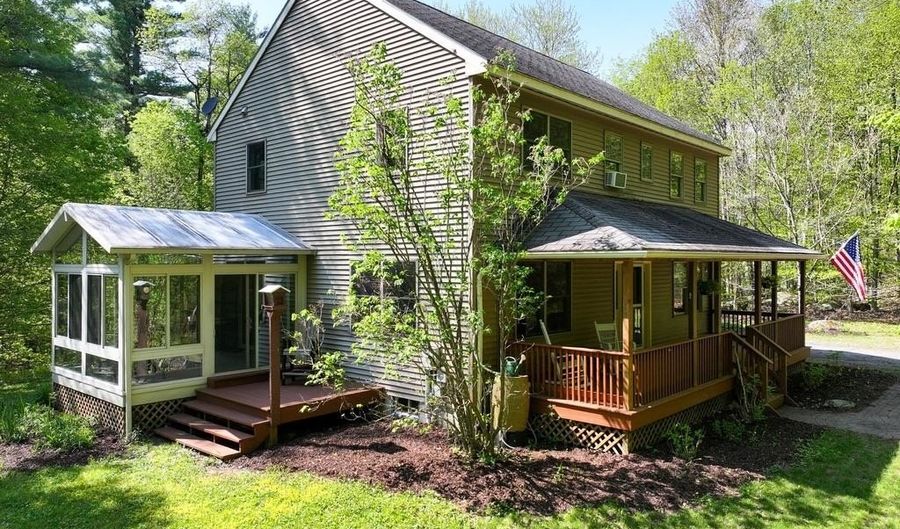 265 Stonewall Dr, Bristol, VT 05443 - 3 Beds, 3 Bath