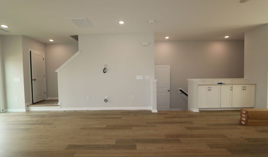 2728 Hunter Woods Dr, Apex, NC 27502 - 3 Beds, 3 Bath
