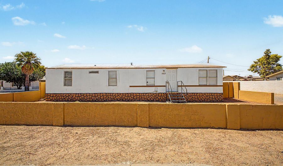 1523 N ETTA St, Casa Grande, AZ 85122 - 2 Beds, 1 Bath