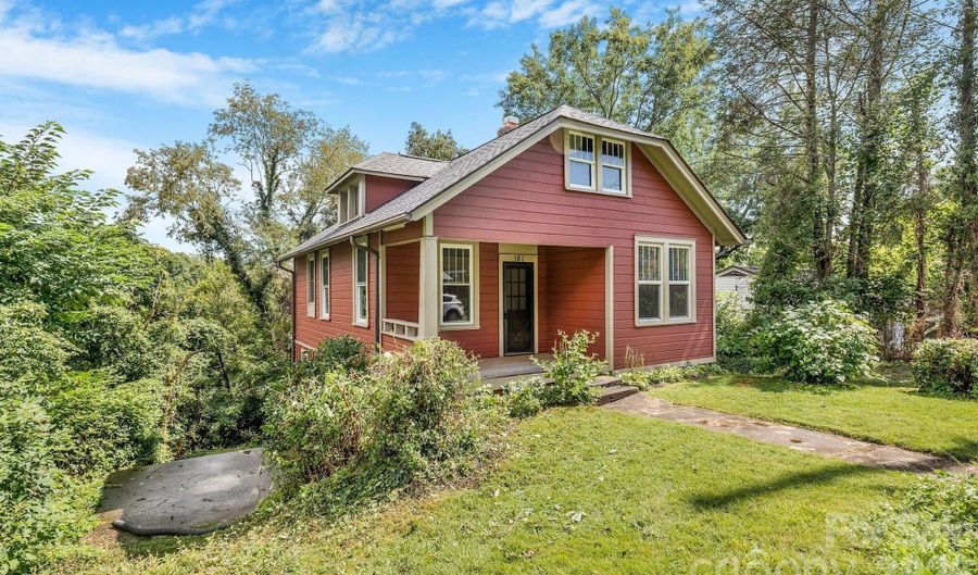 181 Courtland Pl, Asheville, NC 28801 - 3 Beds, 2 Bath