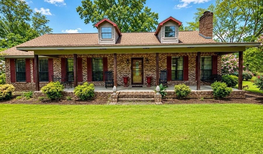 2212 NW Jackson Liberty Dr, Brookhaven, MS 39601 - 3 Beds, 2 Bath