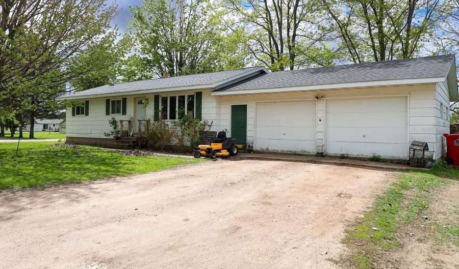 1133 SMITH Ave, Antigo, WI 54409 - 3 Beds, 1 Bath