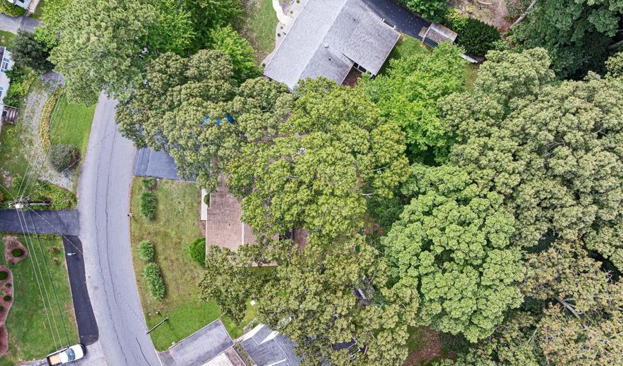 22832 ANGOLA Rd E, Lewes, DE 19958 - 4 Beds, 2 Bath