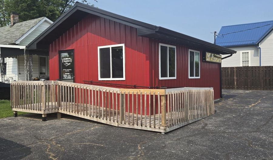 1323 5th St, Bedford, IN 47421 - 0 Beds, 1 Bath