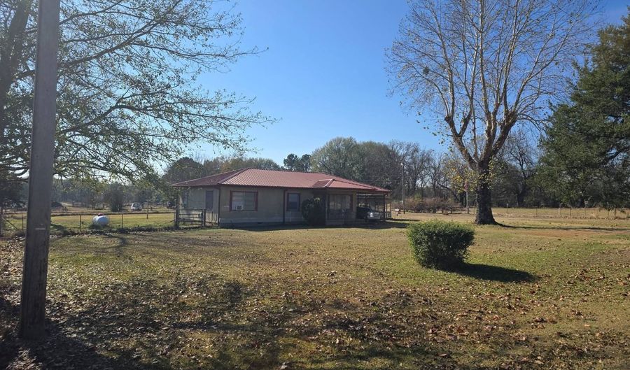 416284 E 1950 Rd, Antlers, OK 74523 - 4 Beds, 2 Bath