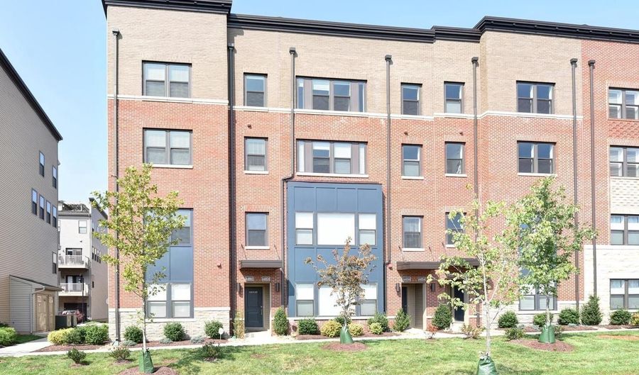 44858 TIVERTON Sq, Ashburn, VA 20147 - 3 Beds, 3 Bath