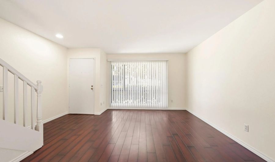 9289 Village Glen Dr 118, San Diego, CA 92123 - 2 Beds, 2 Bath