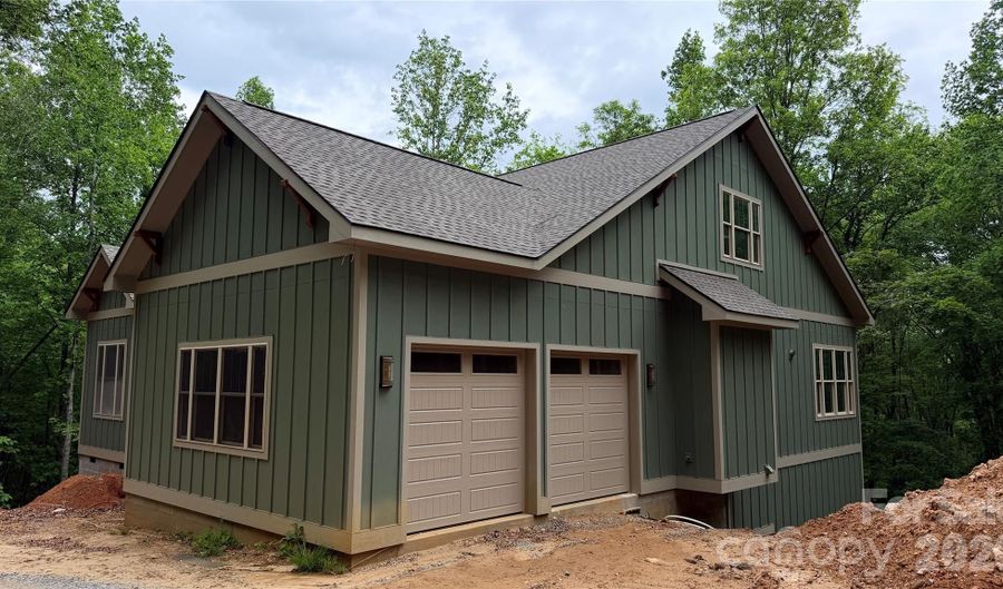 1424 N Double Knob Loop, Arden, NC 28704 - 4 Beds, 3 Bath