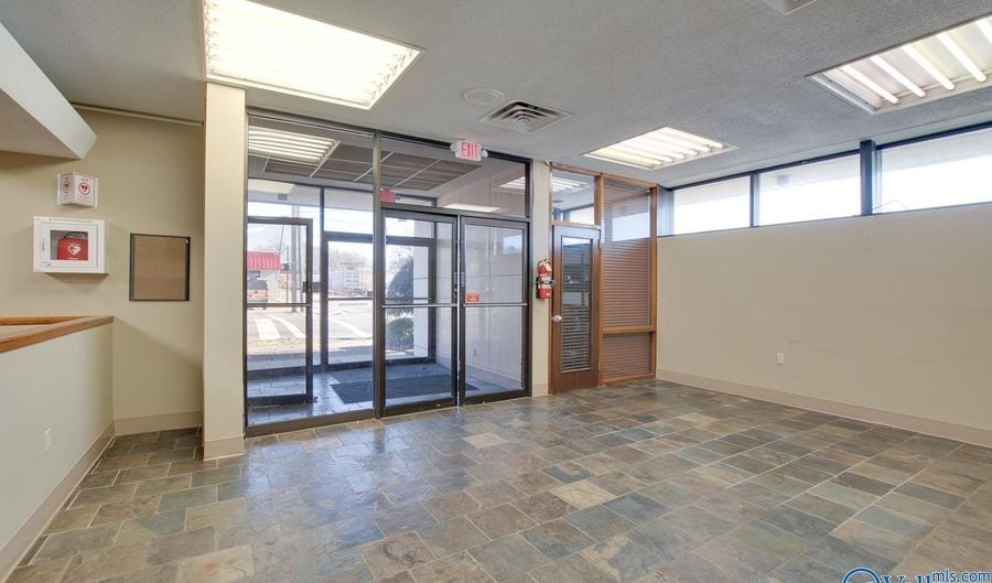 520 S Jefferson St, Athens, AL 35611 - 0 Beds, 0 Bath