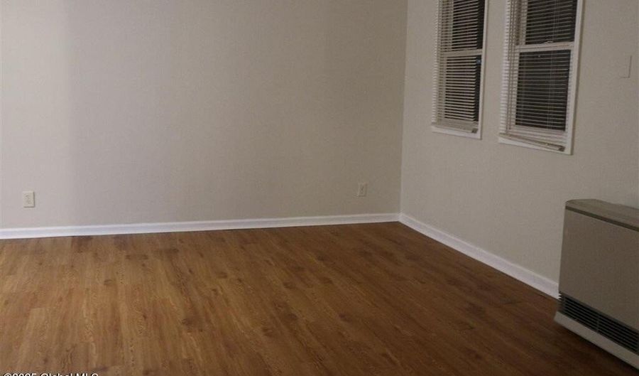 68 Morris St APT 5, Albany, NY 12208 - 2 Beds, 1 Bath
