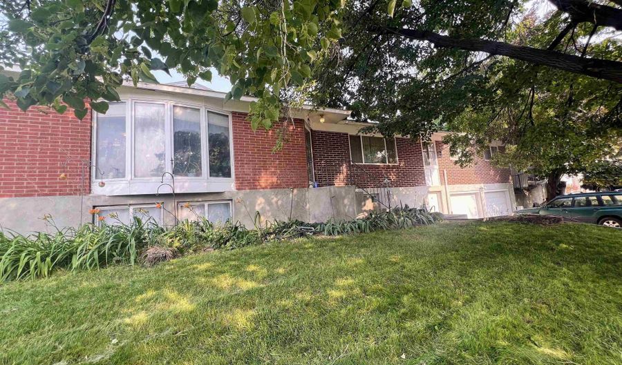 645 Bannock Ave, American Falls, ID 83211 - 4 Beds, 2 Bath