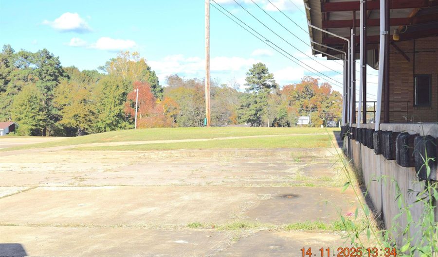 10526 CROSSETT Rd, Bastrop, LA 71220 - 0 Beds, 0 Bath