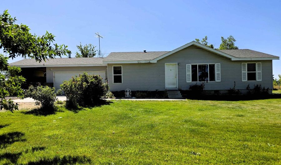 728 Brown Dr, Buhl, ID 83316 - 3 Beds, 2 Bath