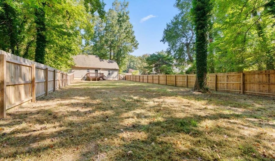 1333 LAURA Ln, Austell, GA 30168 - 3 Beds, 2 Bath