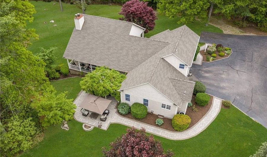 160 School Land Woods Rd, Exeter, RI 02822 - 3 Beds, 3 Bath