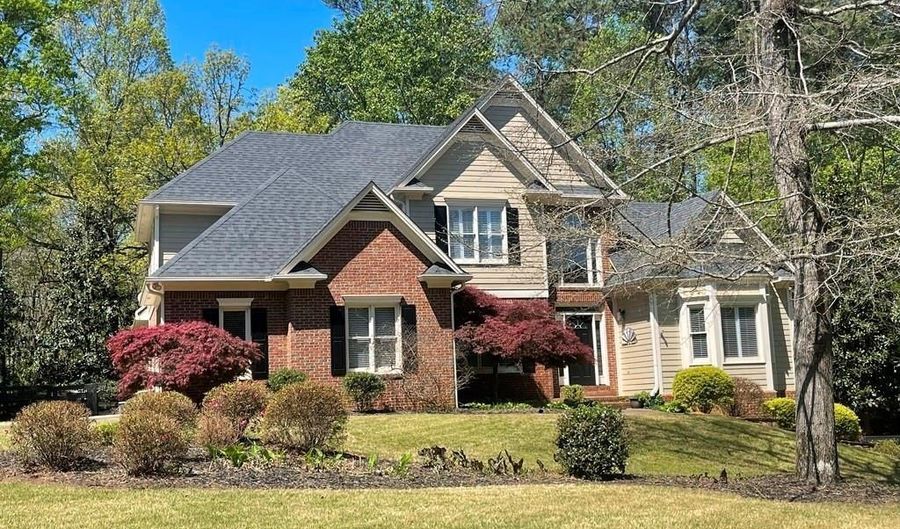 510 Stonebrook Farms Dr, Alpharetta, GA 30004 - 4 Beds, 5 Bath