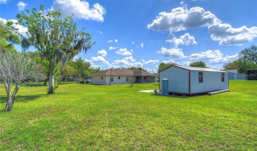 3850 MOORES LAKE Rd, Dover, FL 33527 - 3 Beds, 2 Bath