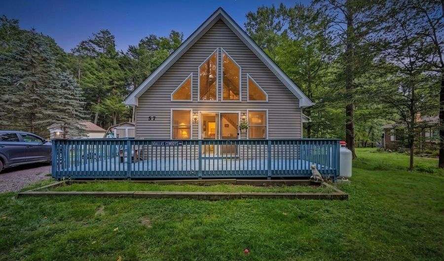 57 Swamp Hollow Ln, Albrightsville, PA 18210 - 2 Beds, 1 Bath