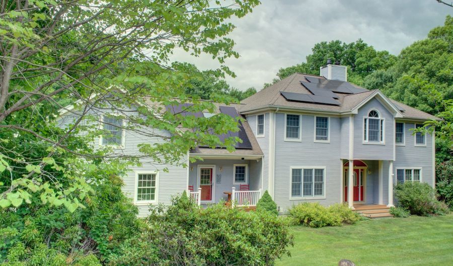 15 Dilaj Dr, Columbia, CT 06237 - 4 Beds, 4 Bath