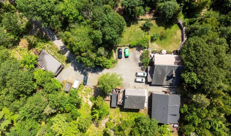21 Hulberts Way, Bar Harbor, ME 04609 - 11 Beds, 6 Bath