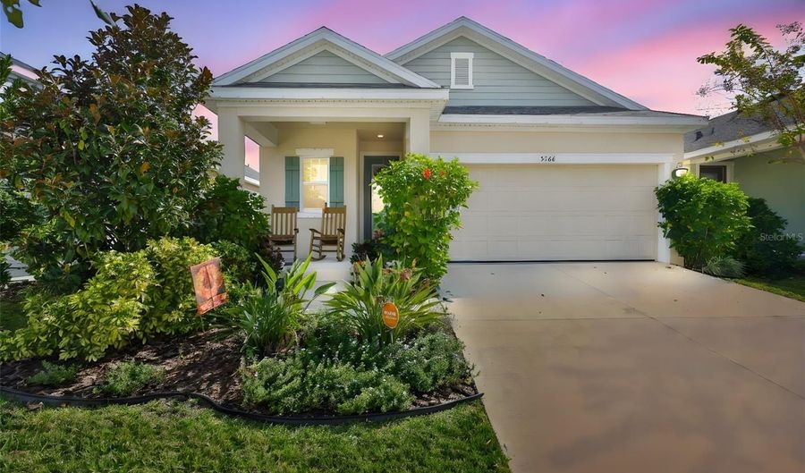 5566 SILVER SUN Dr, Apollo Beach, FL 33572 - 3 Beds, 2 Bath