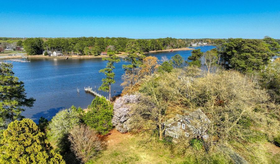 5 BLACKBERRY Ln, Harbeson, DE 19951 - 4 Beds, 2 Bath