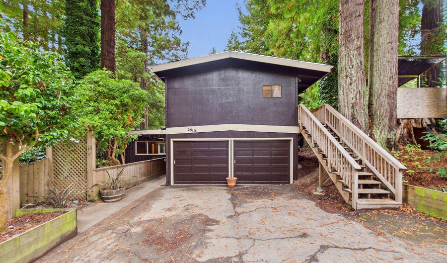 2910 Greenbriar Ln, Arcata, CA 95521 - 3 Beds, 2 Bath