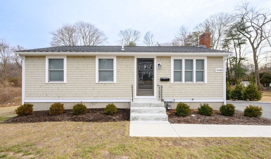 1065 Bedford St, Abington, MA 02351 - 4 Beds, 2 Bath