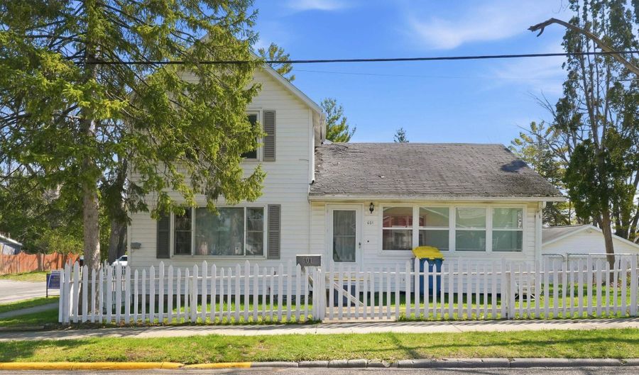 601 S Martha St, Angola, IN 46703 - 3 Beds, 2 Bath
