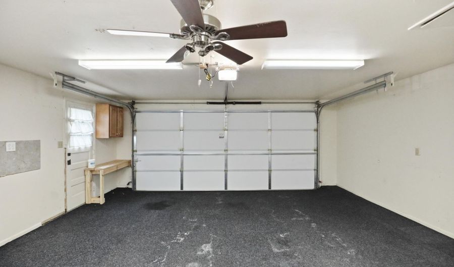 119 Zona Dr, Auburn, IN 46706 - 3 Beds, 2 Bath