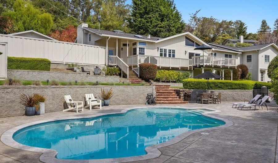 455 Calle Del Sol, Aptos, CA 95003 - 4 Beds, 5 Bath