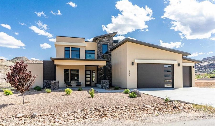 2319 Stone Creek Ct, Grand Junction, CO 81507 - 4 Beds, 3 Bath