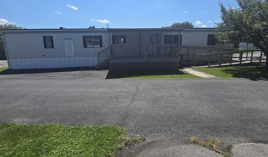 123 Brookwood Dr 040, Altoona, PA 16601 - 3 Beds, 1 Bath