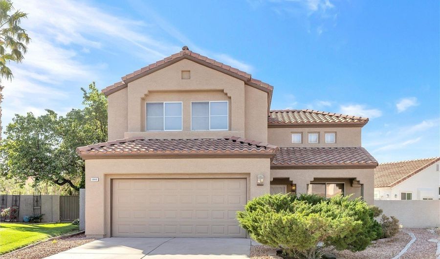 1444 Country Hollow Dr, Las Vegas, NV 89117 - 3 Beds, 3 Bath