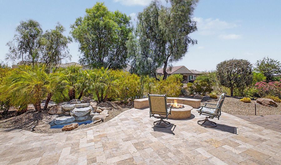 27425 W YUKON Dr, Buckeye, AZ 85396 - 2 Beds, 3 Bath