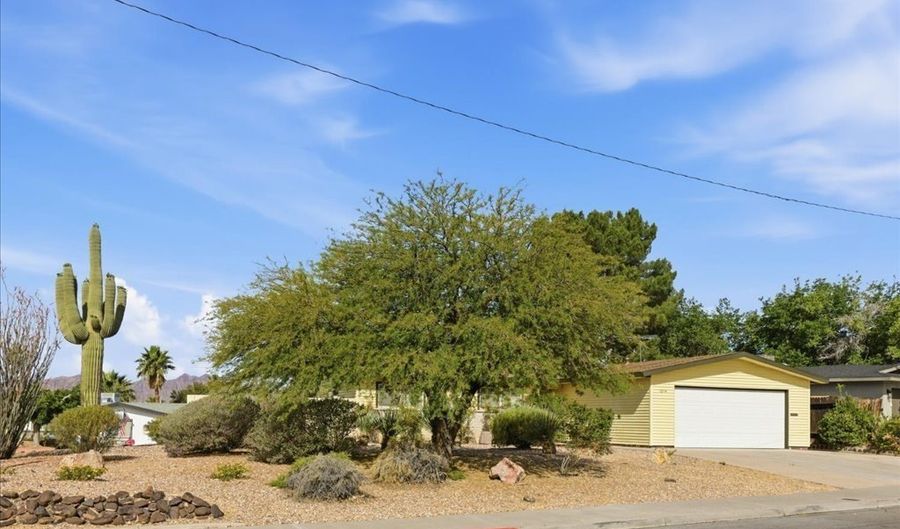 1214 Arapaho Way, Boulder City, NV 89005 - 3 Beds, 2 Bath
