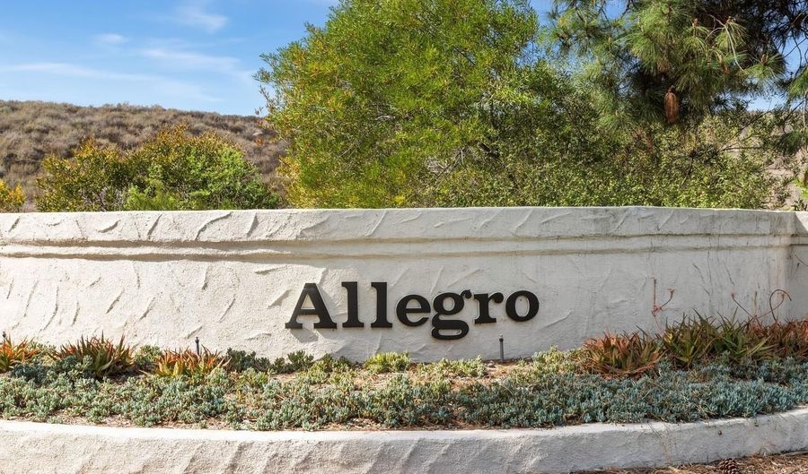 753 Fino Gln, Escondido, CA 92025 - 3 Beds, 3 Bath