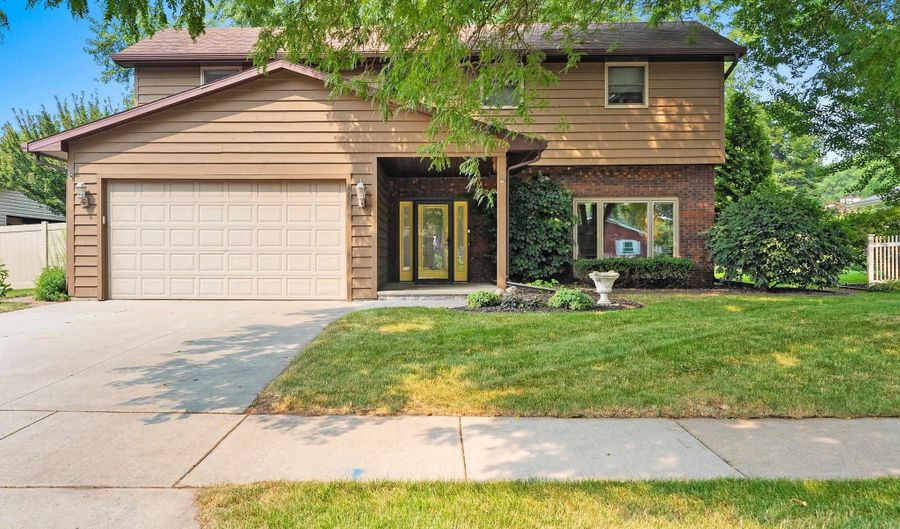 3547 N WINDWARD Ln, Appleton, WI 54911 - 3 Beds, 3 Bath