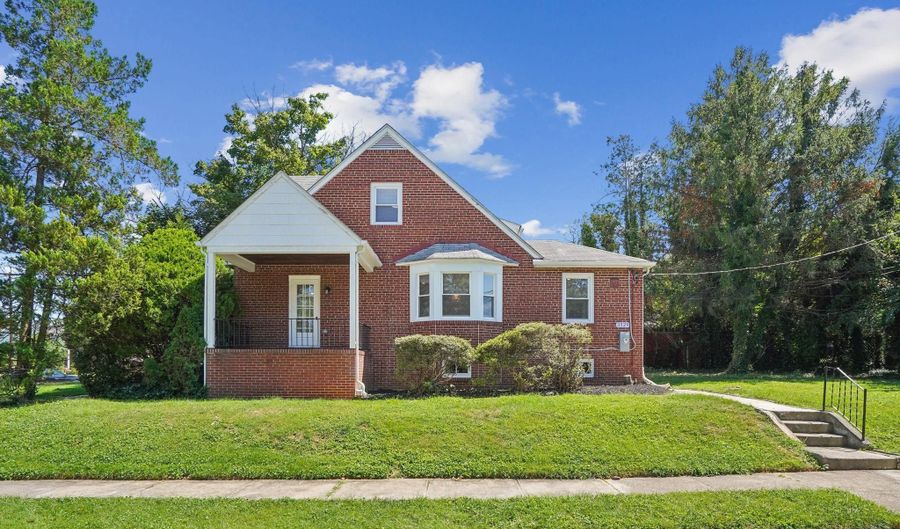 3529 GLENMORE Ave, Baltimore, MD 21206 - 4 Beds, 4 Bath