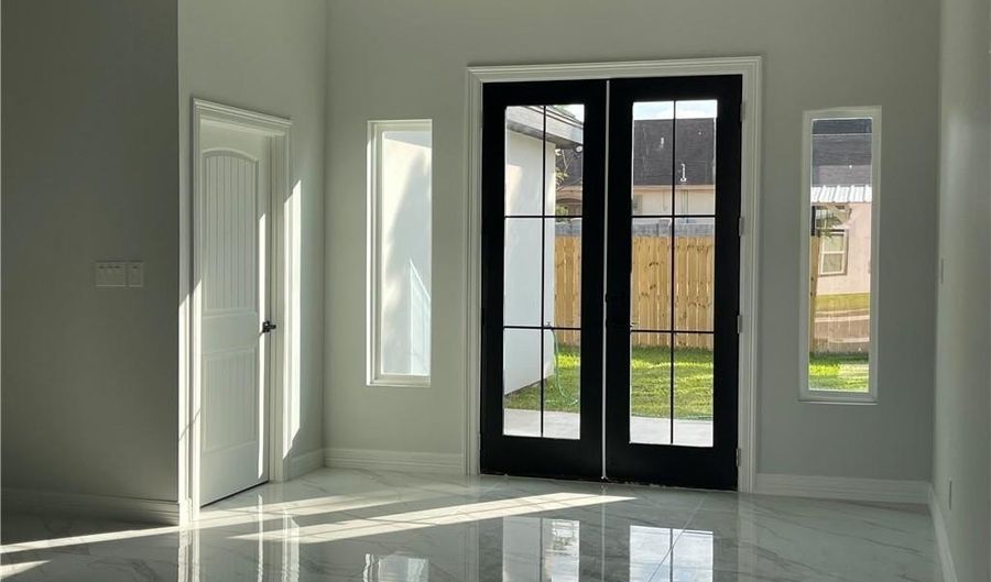 512 Spring Dr, Alton, TX 78573 - 3 Beds, 2 Bath