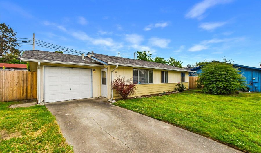 2220 Wisteria Way, Arcata, CA 95521 - 4 Beds, 2 Bath