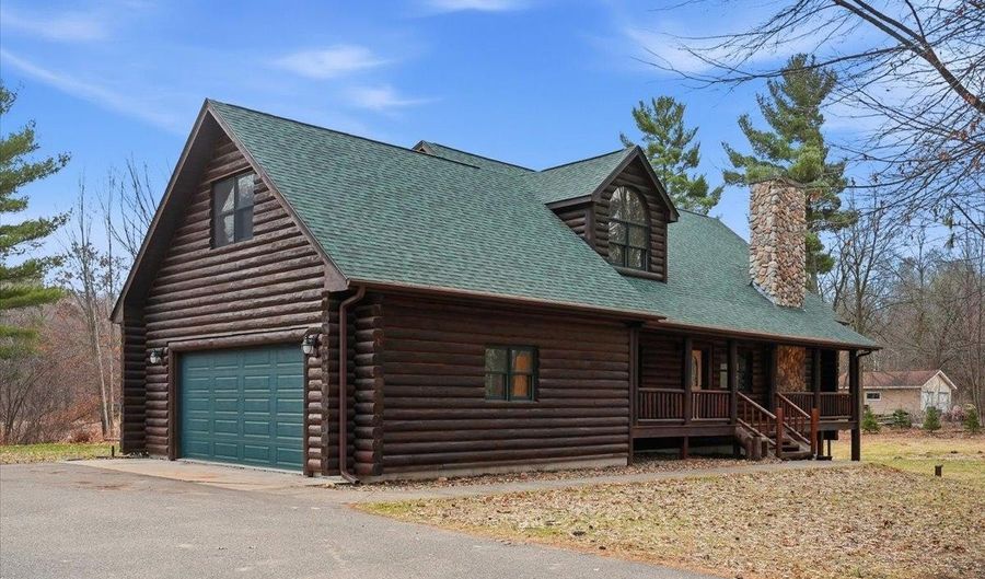 976 State Road 46, Amery, WI 54001 - 3 Beds, 2 Bath