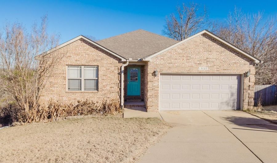 15137 Peak Loop, Alexander, AR 72002 - 3 Beds, 2 Bath