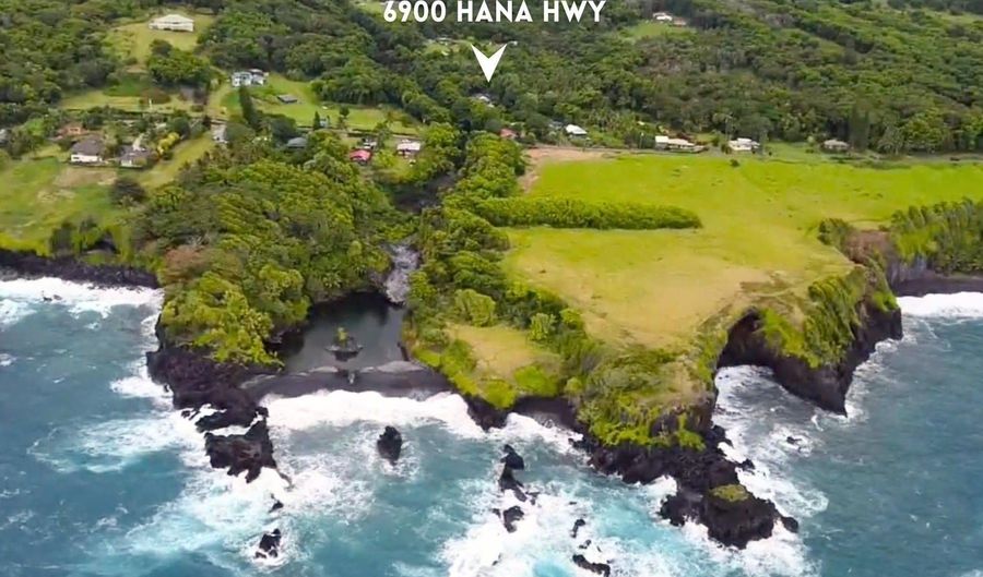 6900 Hana Hwy, Hana, HI 96713 - 3 Beds, 3 Bath
