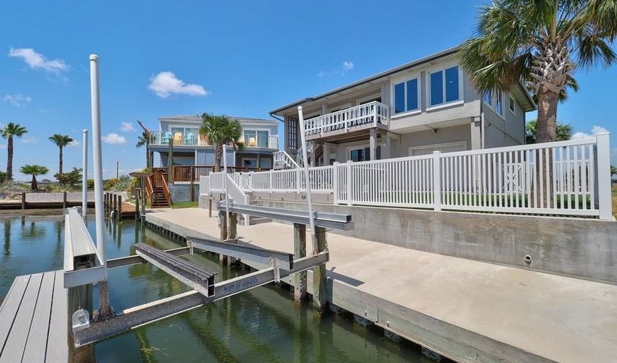 103 Driftwood, Aransas Pass, TX 78336 - 4 Beds, 4 Bath