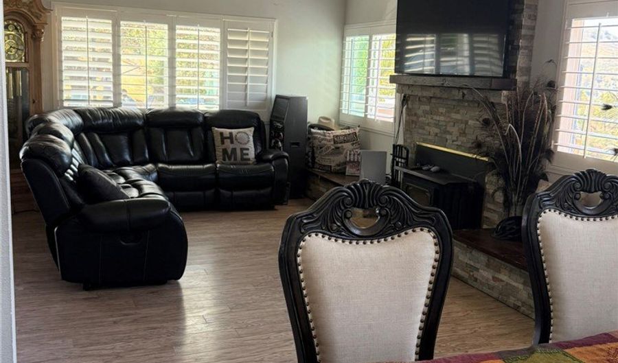 8904 Nelson Way, Escondido, CA 92026 - 4 Beds, 5 Bath
