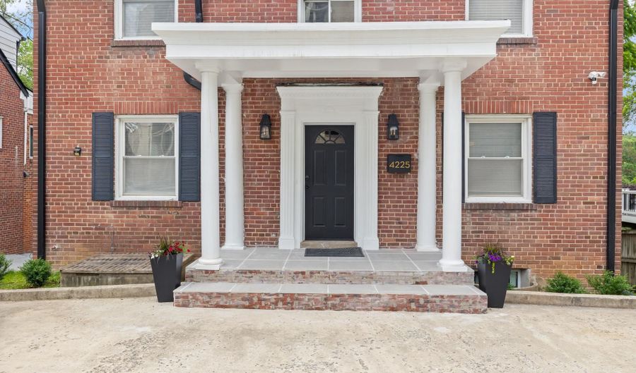 4225 E WEST Hwy, Bethesda, MD 20814 - 5 Beds, 4 Bath