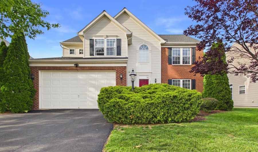 25230 MASTERY Pl, Aldie, VA 20105 - 4 Beds, 4 Bath