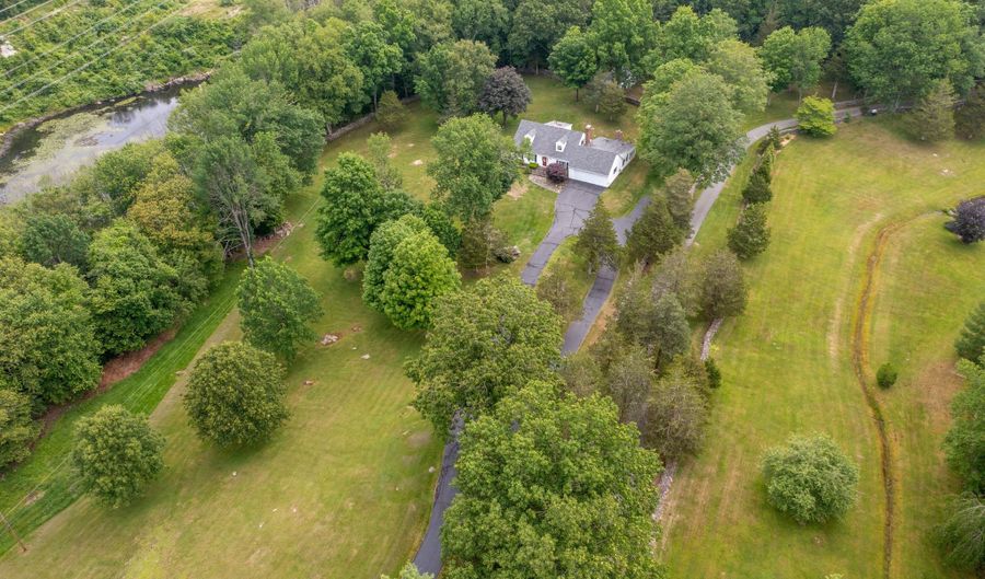 170 Pomfret Rd, Brooklyn, CT 06234 - 3 Beds, 3 Bath
